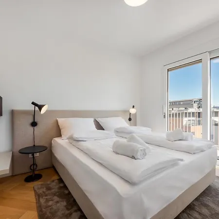 Modern Three-bedroom Masarykova With Private Parking * Lubiana