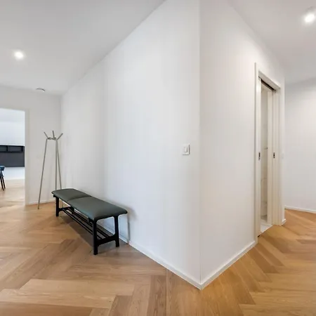 Appartamento Modern Three-bedroom Masarykova With Private Parking Lubiana