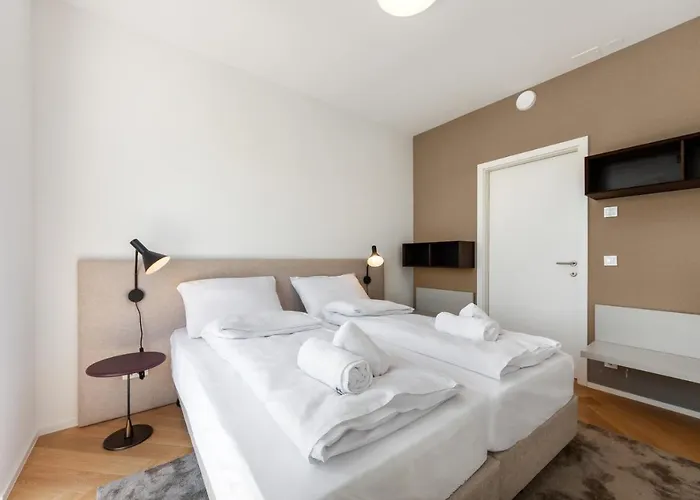 Appartement Modern Three-bedroom Masarykova With Private Parking Ljubljana