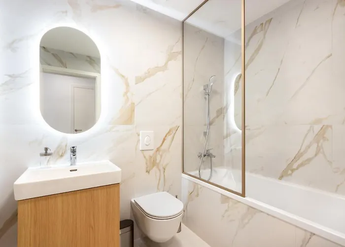 Modern Three-bedroom Masarykova With Private Parking 卢布尔雅那