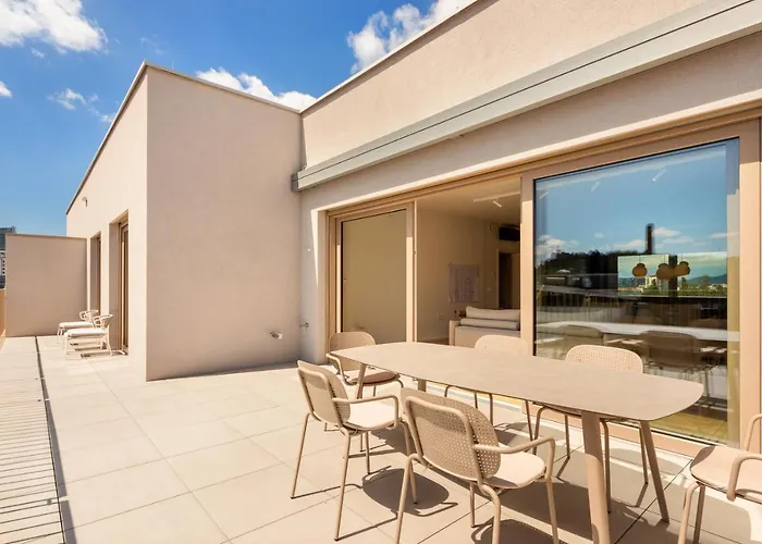 Appartement Modern Three-bedroom Masarykova With Private Parking *