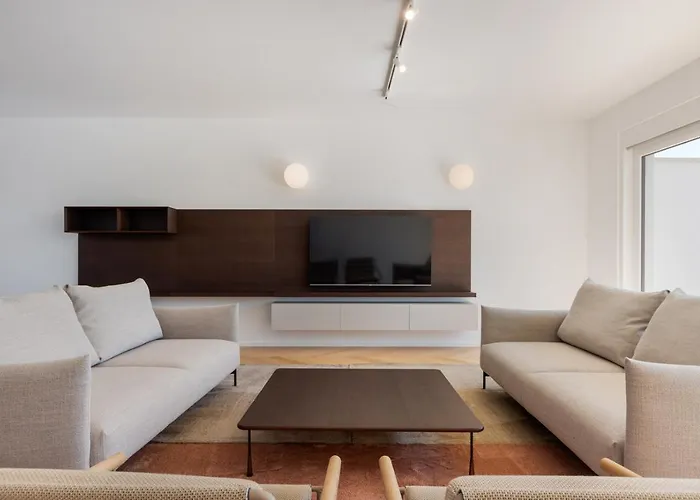 Appartement Modern Three-bedroom Masarykova With Private Parking